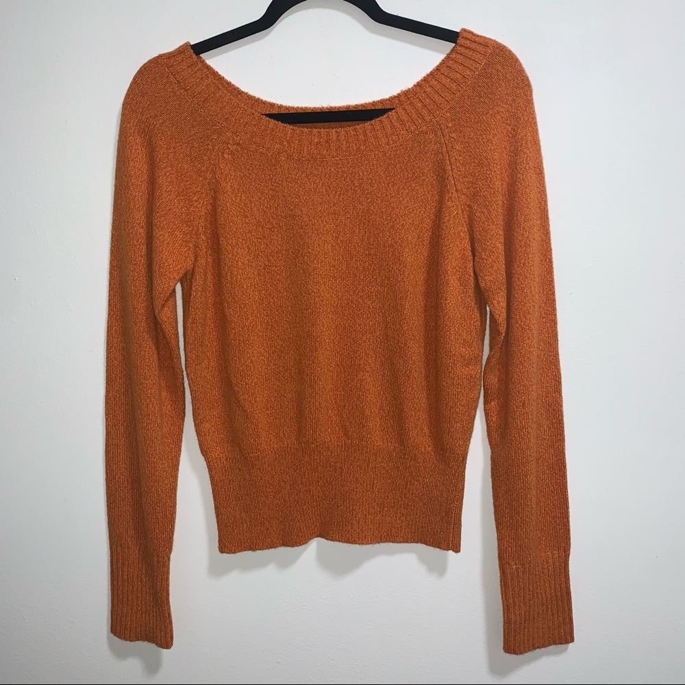 NWT L (fits like M) Vince fitted Terracotta burnt orange 100% Cashmere Sweater